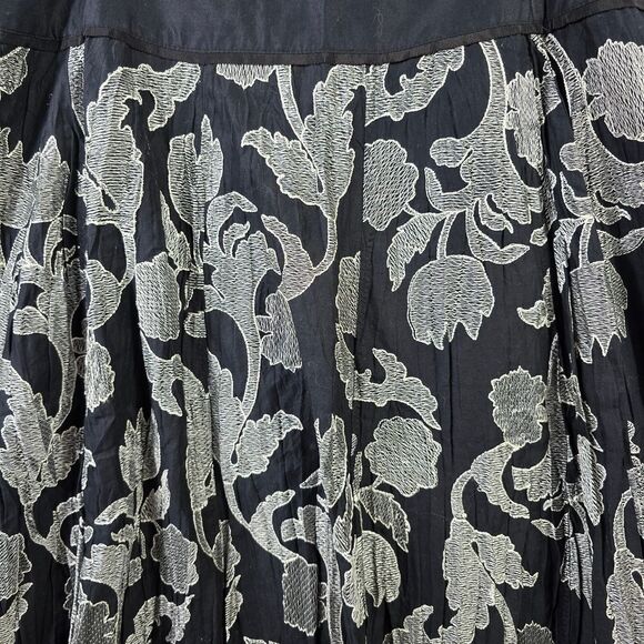 Nygard Black and White A-Line Skirt - Picture 7 of 10